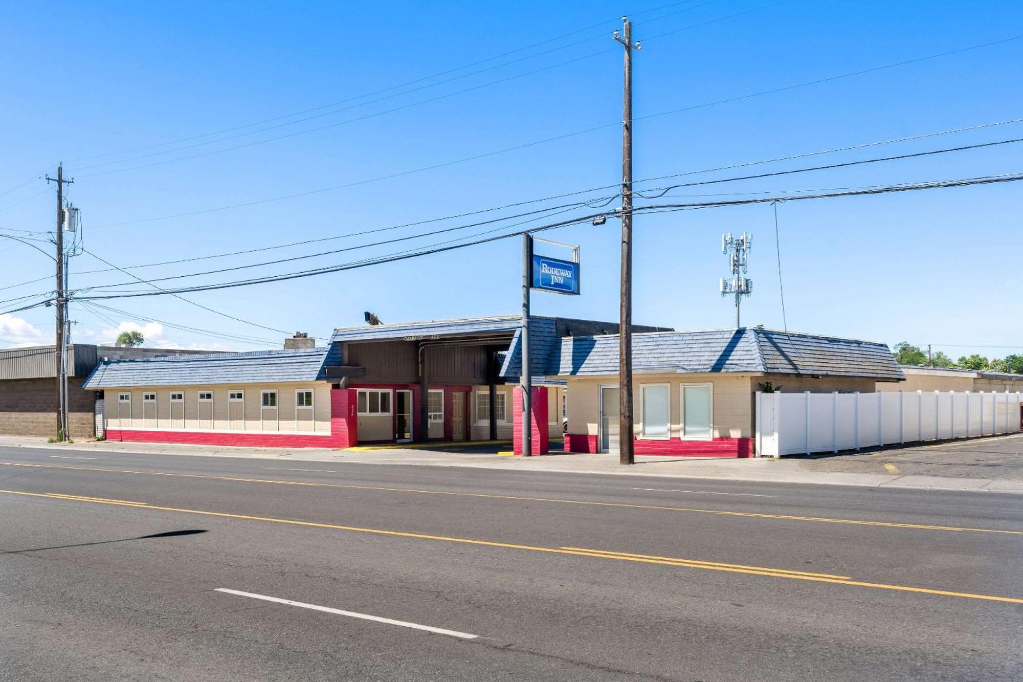 Rodeway Inn Hermiston - Umatilla 외부 사진