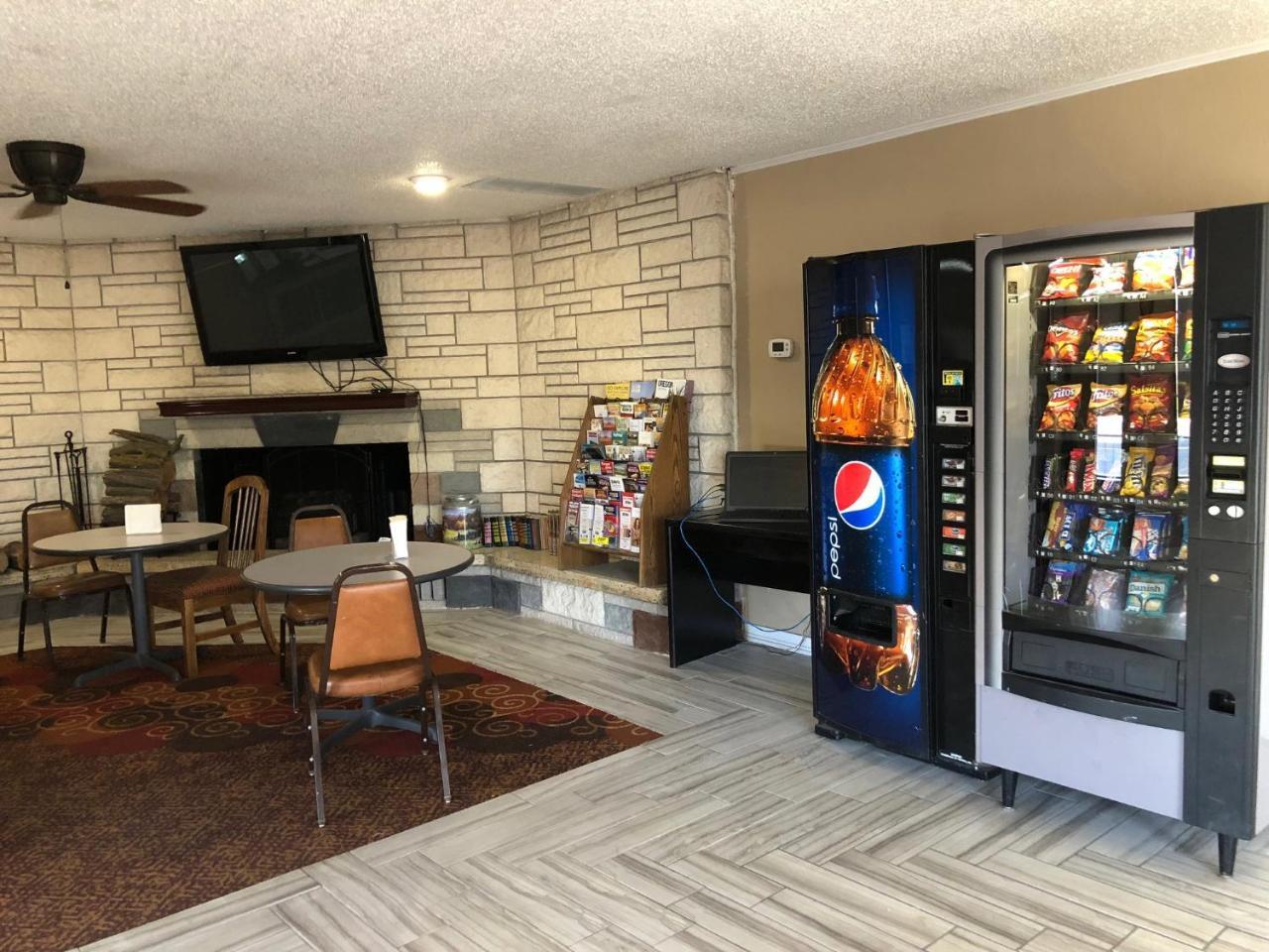 Rodeway Inn Hermiston - Umatilla 외부 사진