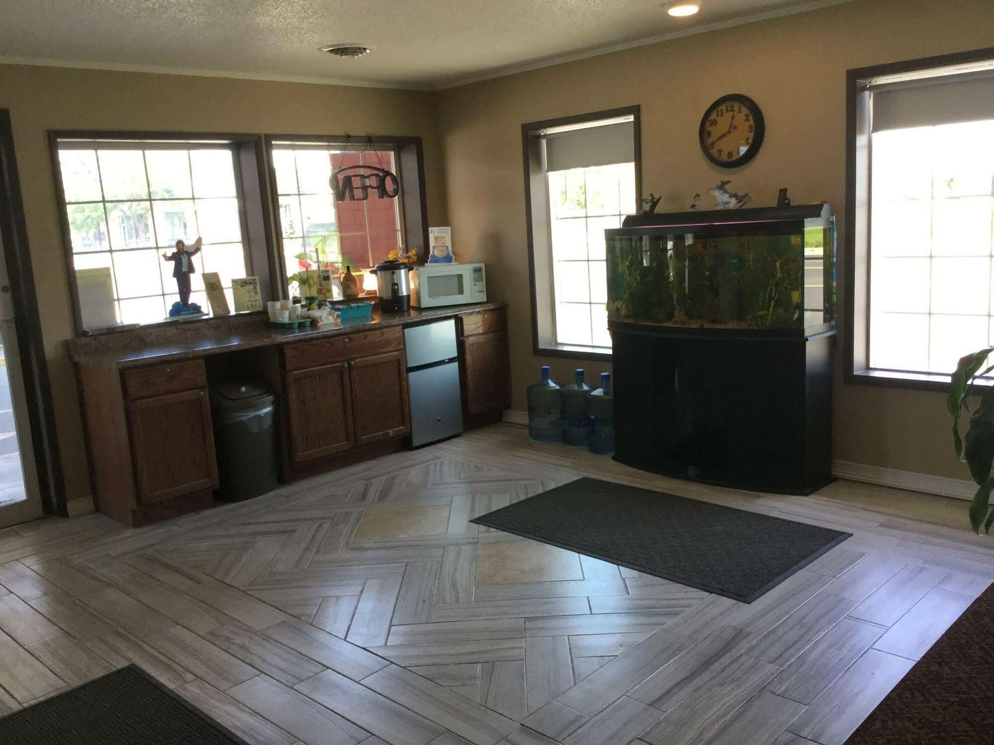 Rodeway Inn Hermiston - Umatilla 외부 사진